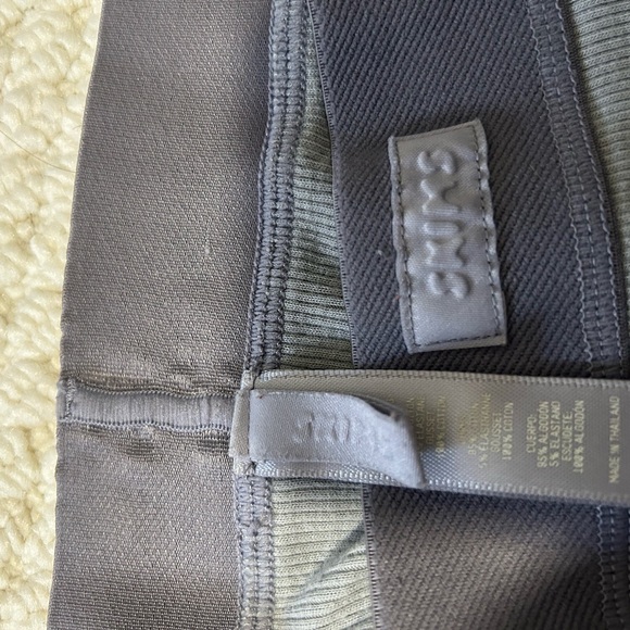 Skims Leggings 2 pairs for 95$ - Picture 5 of 5